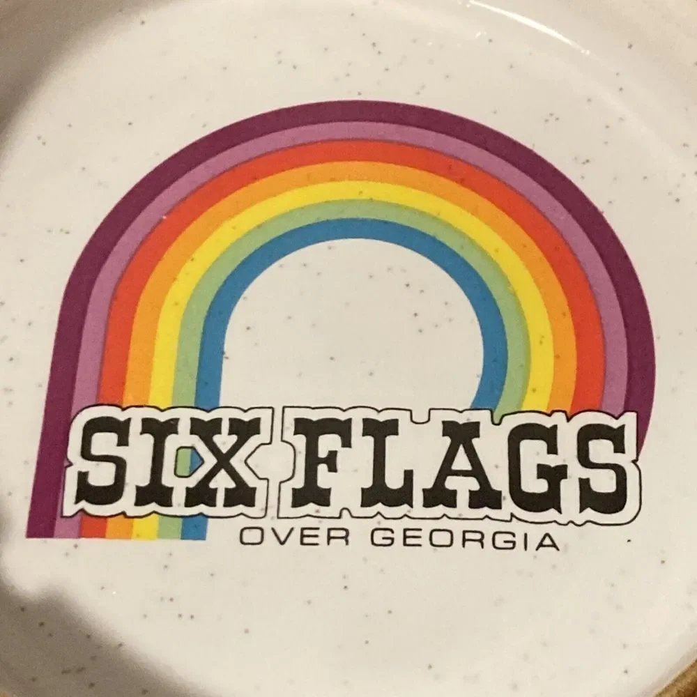 VTG Six Flags‎ Over Georgia 80's Retro Rainbow Stoneware Speckled Ashtray A3